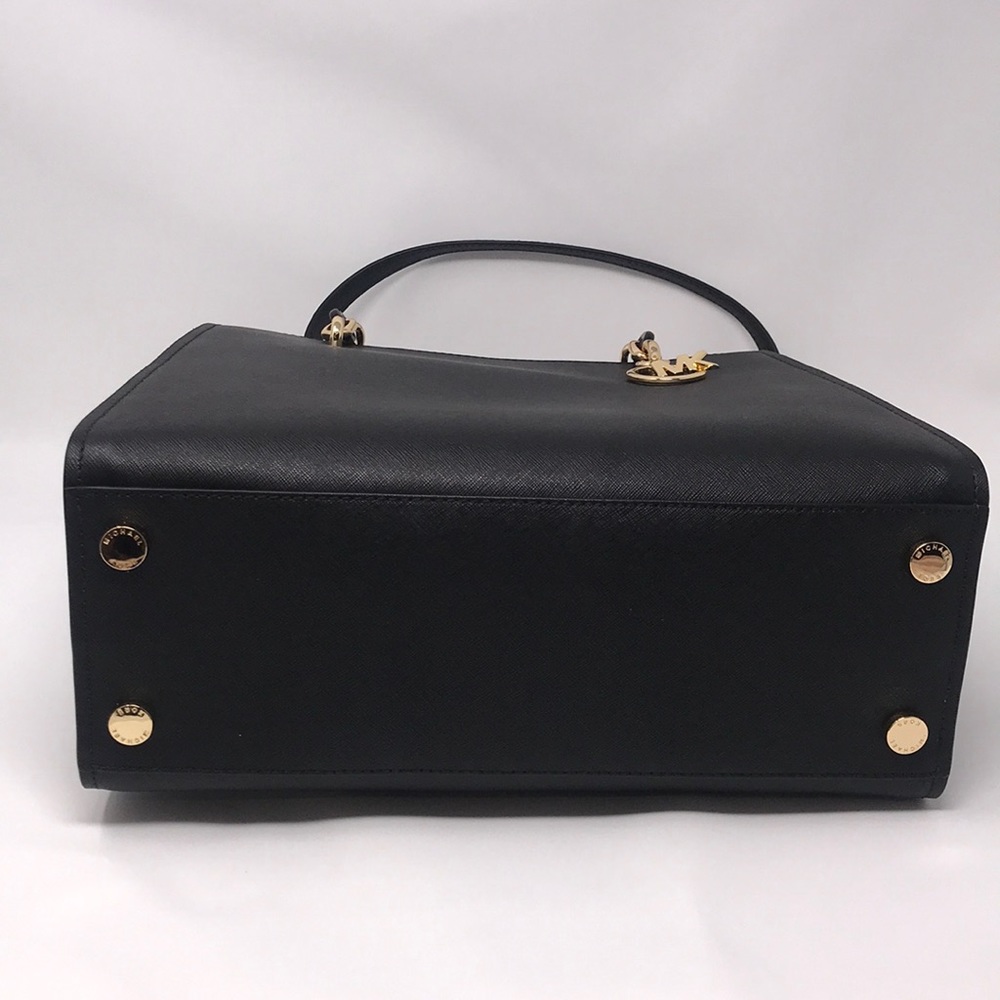 Michael Kors Bag - Picture 3 of 8